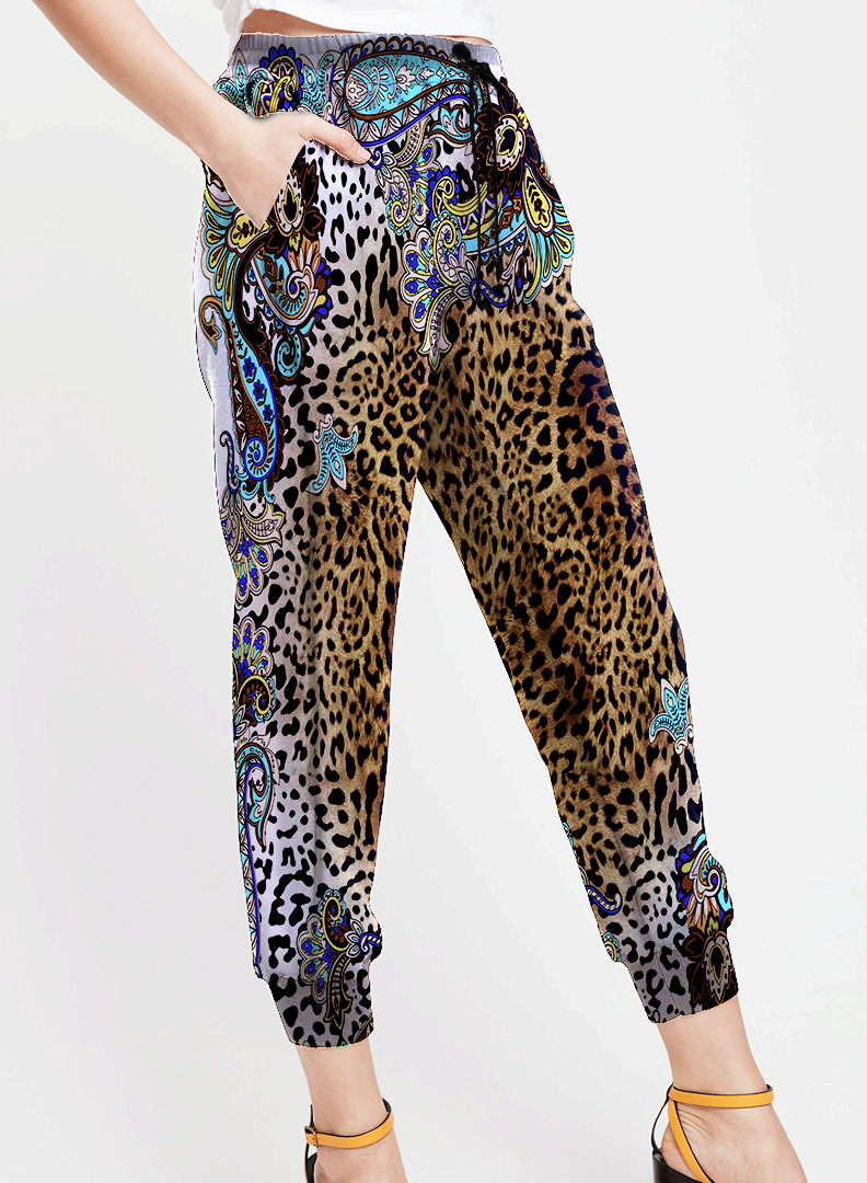 white womens jogger pants